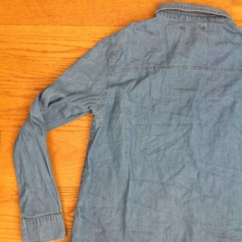 BLUE CHAMBRAY DENIM LONG SLEEVE BUTTON UP SHIRT WOMENS S 38.5